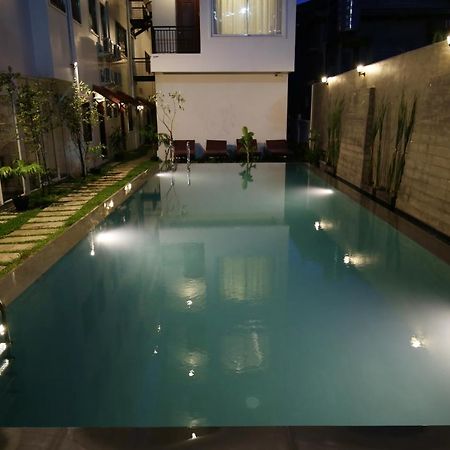 Holy Angkor Deluxe Hotel Siem Reap Bagian luar foto
