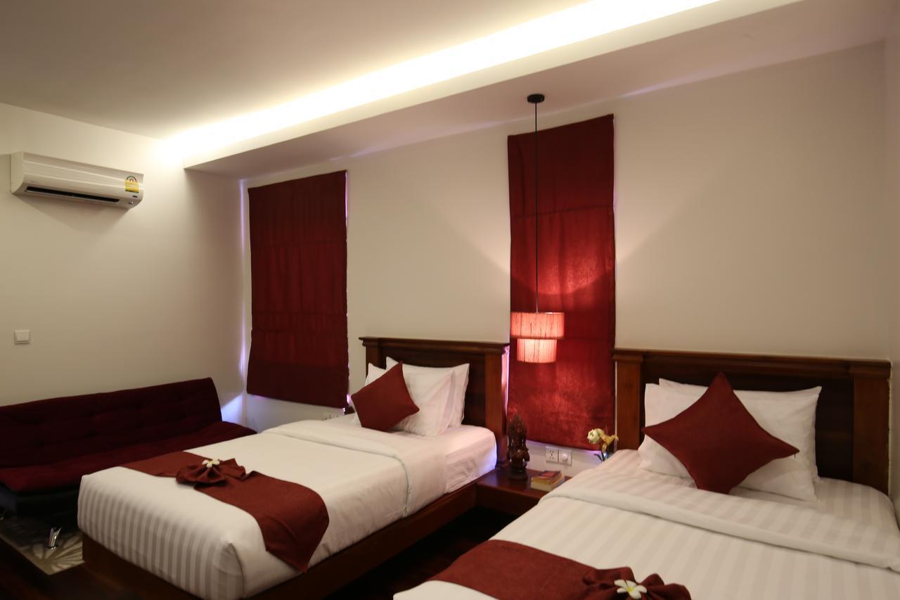 Holy Angkor Deluxe Hotel Siem Reap Bagian luar foto