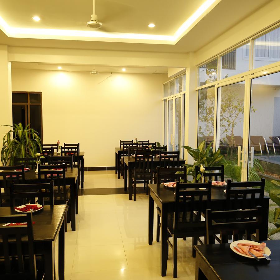 Holy Angkor Deluxe Hotel Siem Reap Bagian luar foto