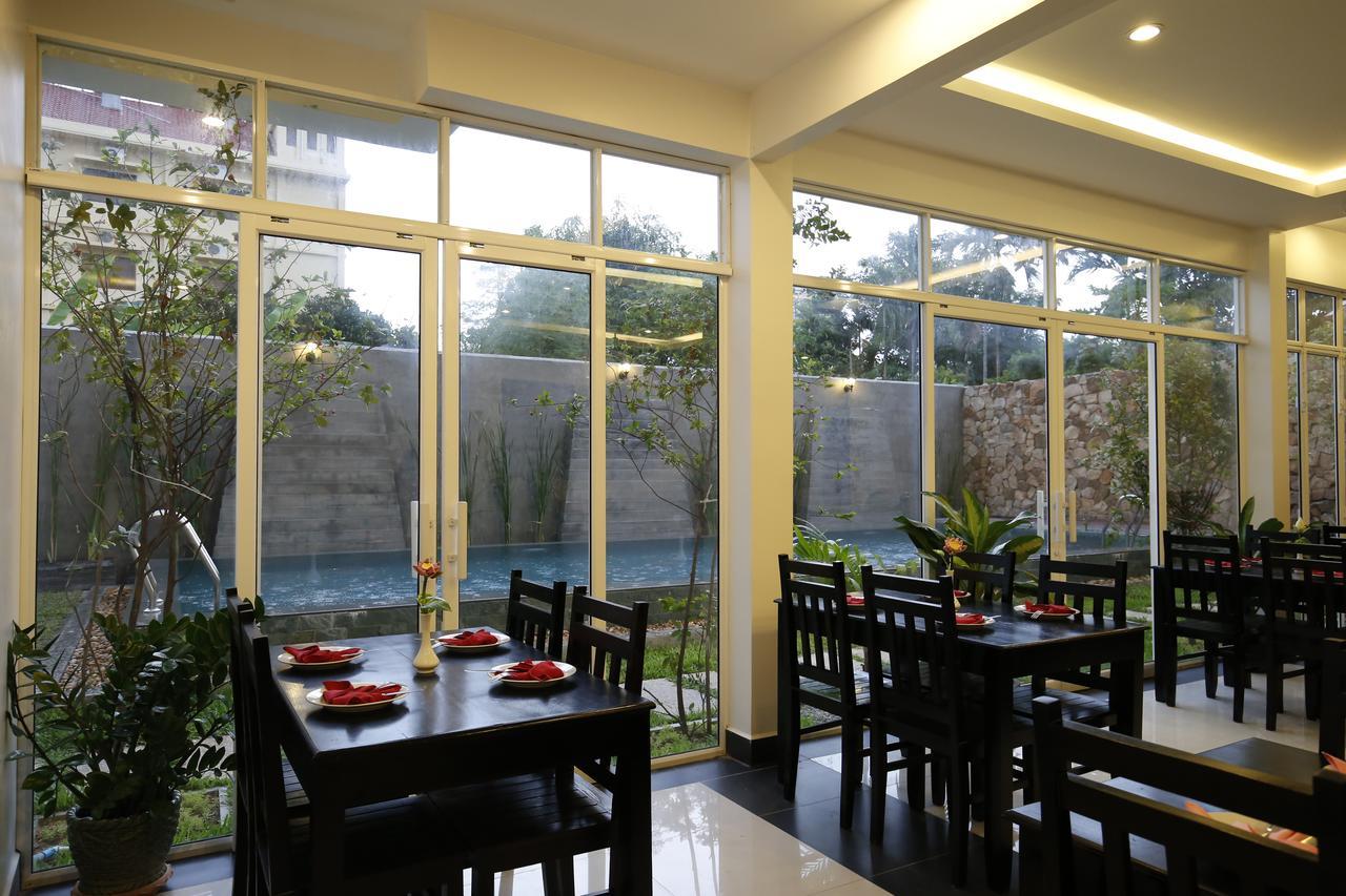Holy Angkor Deluxe Hotel Siem Reap Bagian luar foto